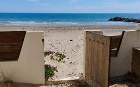 Cosy studio en étage résidence front de mer